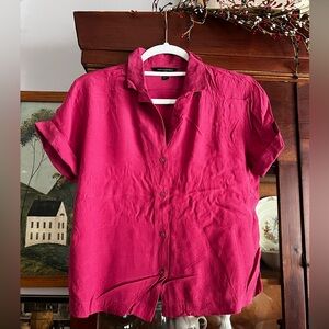 Banana Republic short sleeve button front top XS